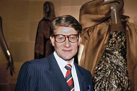 yves saint laurent biography en francais|yves Saint Laurent mental illness.